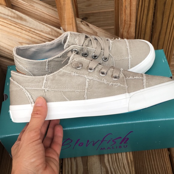 Restock 🐡Blowfish taupe color Canvas sneakers🐡 - Picture 6 of 7